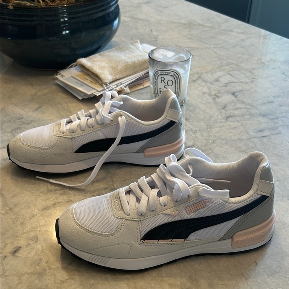 Puma White and Black Athletic Shoes - Picture 1 of 5